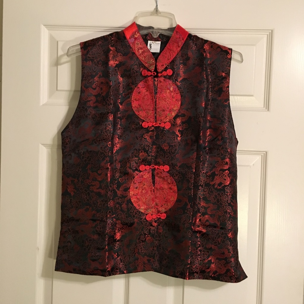 Oriental Sleeveless Blouse